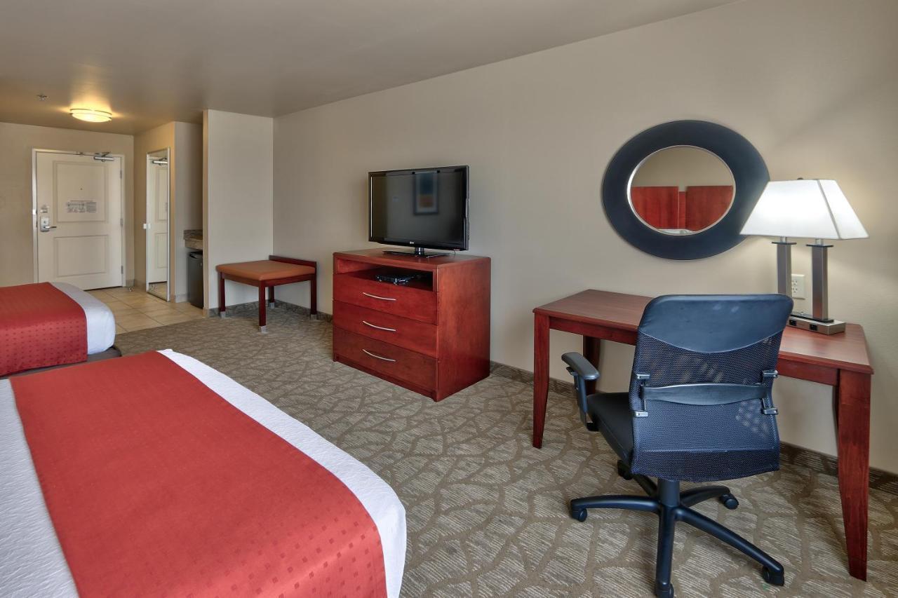 Holiday Inn Roswell By Ihg Cameră foto